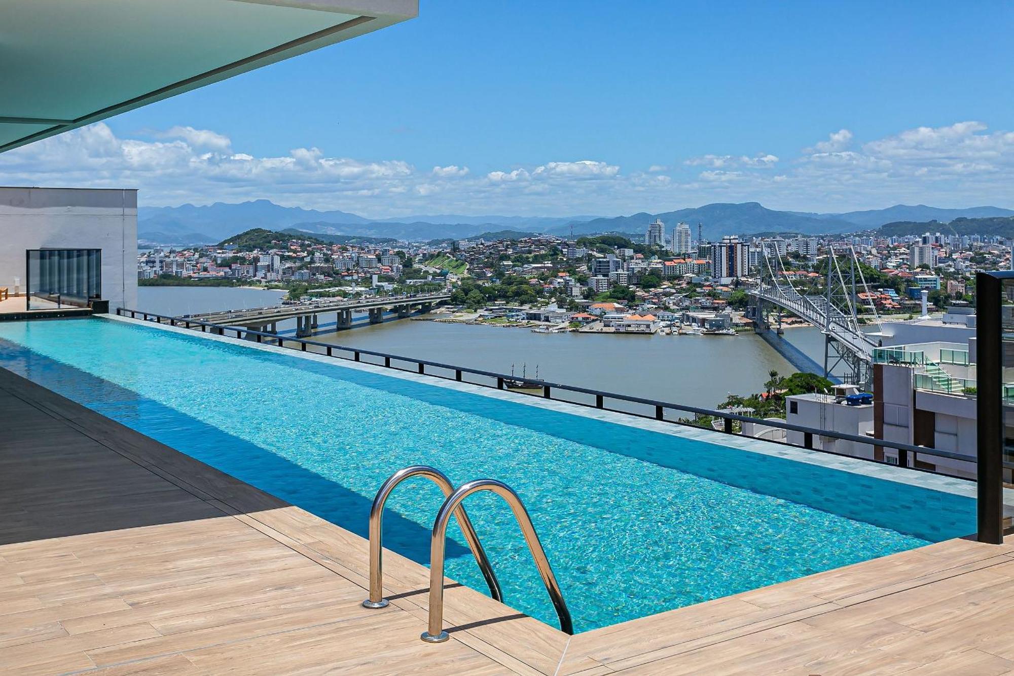 Apartamento Vista Mar | Beneficios Me2 | Foodhall #ttv701 Florianopolis